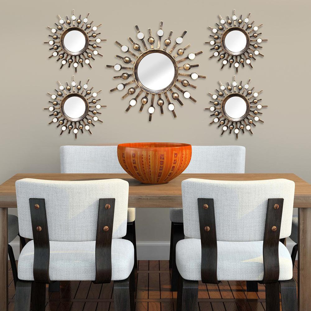 Featured image of post Set Of 3 Large Wall Mirrors / With so many frame styles, finishes and sizes, you have more than 100 options to create the perfect.